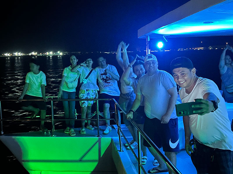 Overnight Cruise