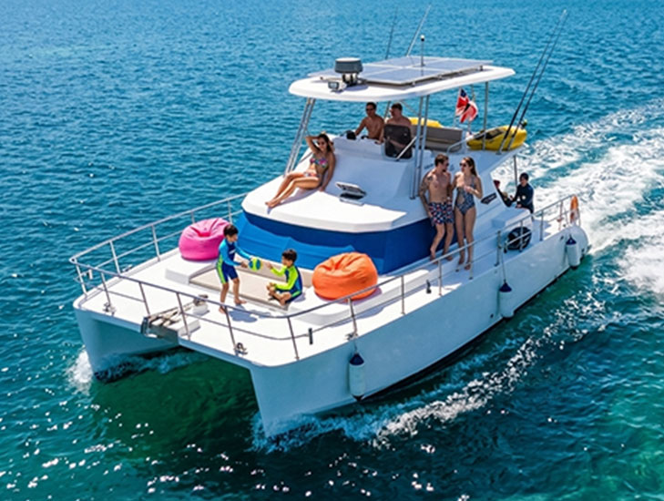 38ft. Catamaran under way